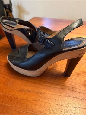 Marni Black Leather Platform Slingback Heels with Wood-Tone Platform